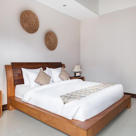 Villa Lapiz Lazuli Seminyak Kuta Room photo